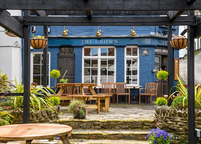 The Crown Hotel
