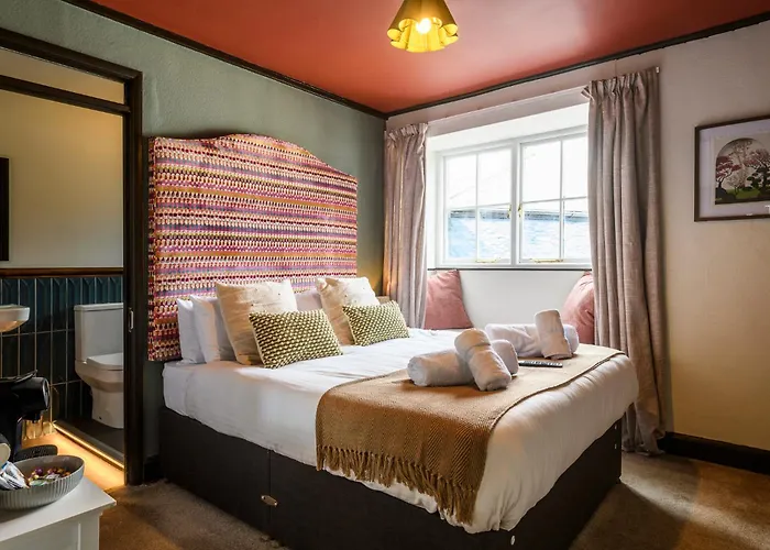 The Crown Hotel