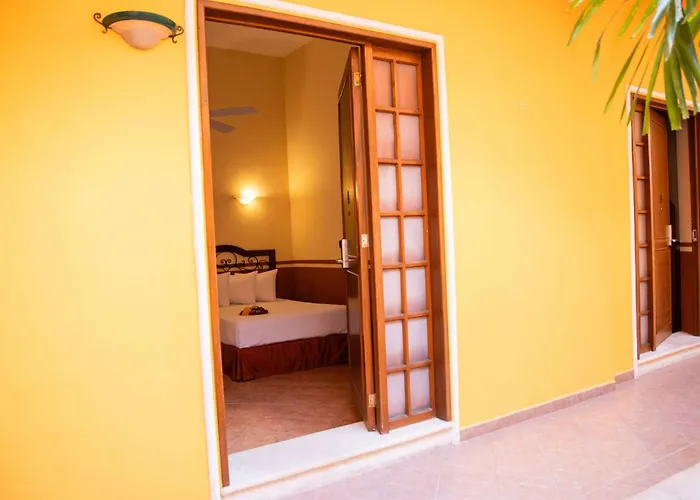 Maya Campeche Hotel