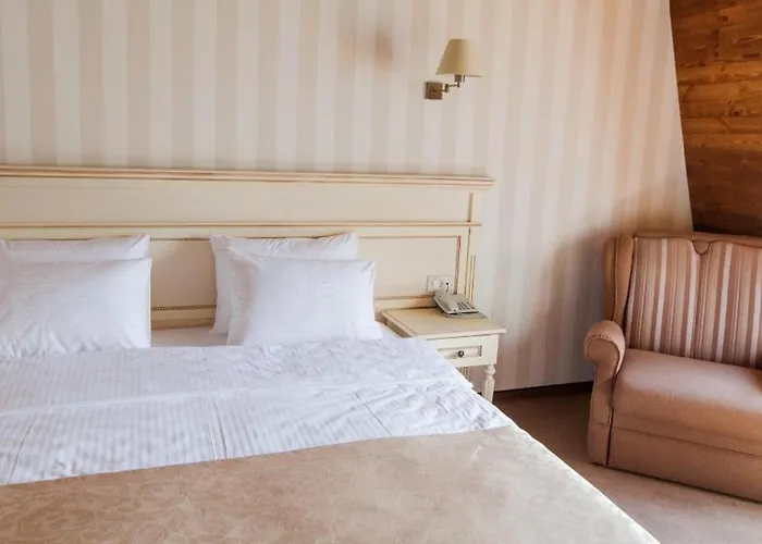 Premier Geneva Hotel