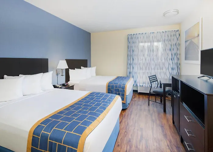 Days Inn By Wyndham Macon I-75 North