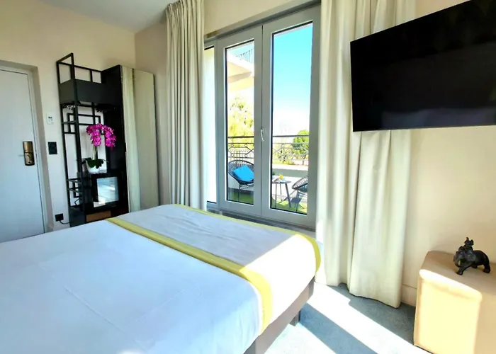 Best Western Journel Hotel & Roof Top Antibes-Juan-Les-Pins