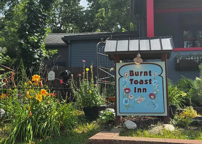 Burnt Toast Inn And Washington House