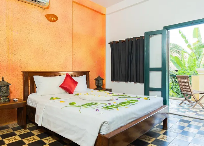 Golden Banana Residence