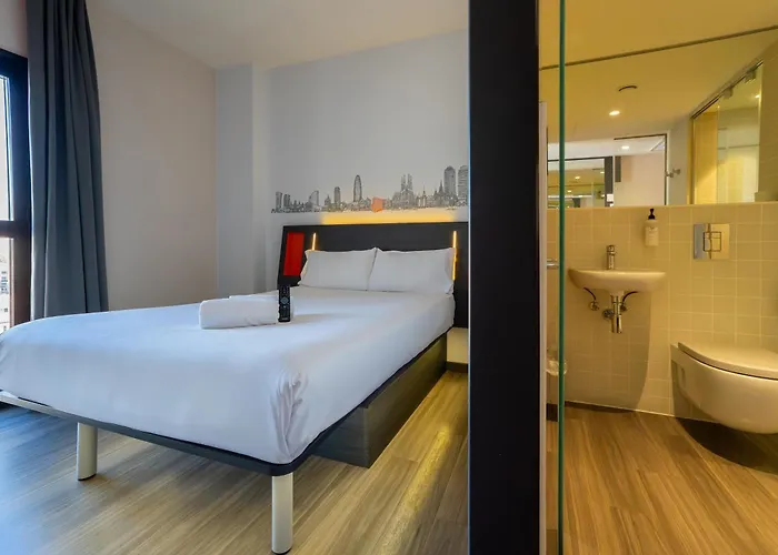 Easyhotel Barcelona Fira