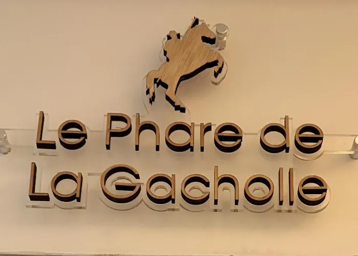 Hotel Le Neptune En Camargue