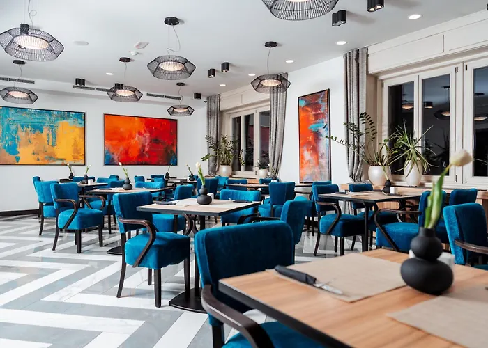 Urban Boutique Hotel Center