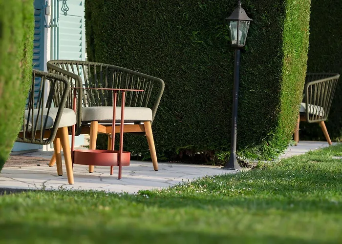 Hotel La Grande Bastide - Teritoria
