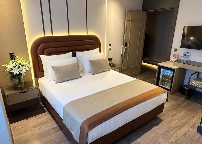 Edition Old City Hotel