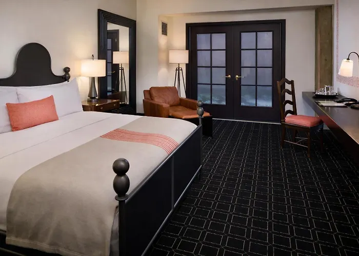 Hotel Valencia Riverwalk