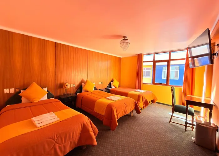 Hostel Sillustani Inn Puno - Con Cochera
