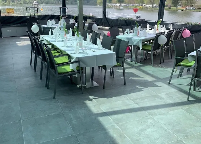 Hotel Haus Burg Metternich