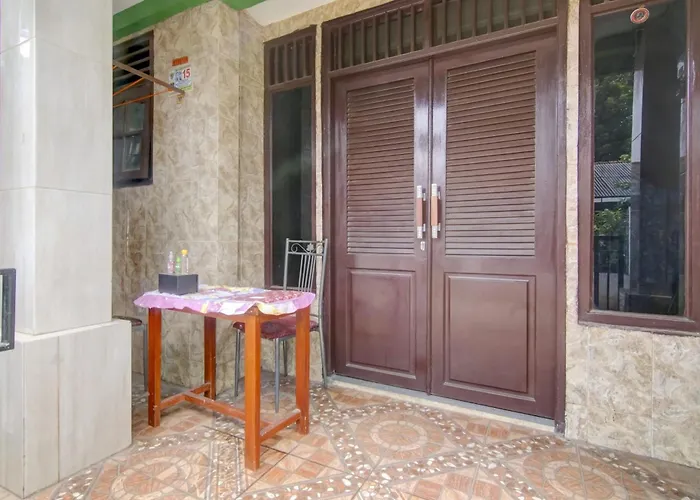 Hotel O Nakula Sadewa