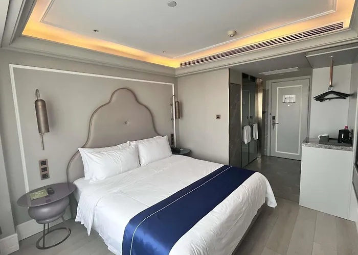 Mercure Harbin Hexing Road