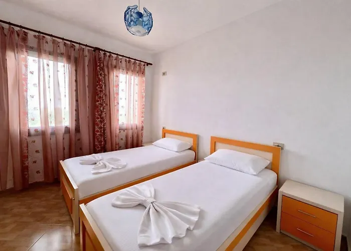 Hotel Joni Lukove