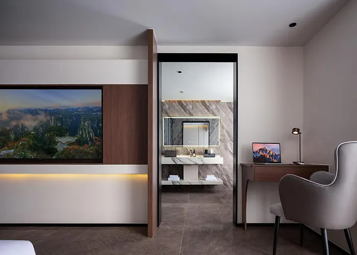 Zhangjiajie Sanhe Hotel-Tea Culture Experience, Tea Tour, Free Pick Up Service If Book A Minimum Of 3 Nights,Free Shuttle Service To East Gate Of Forest Park, Free Welcome Tea, Free Folk Costume Experience,English Customer Service