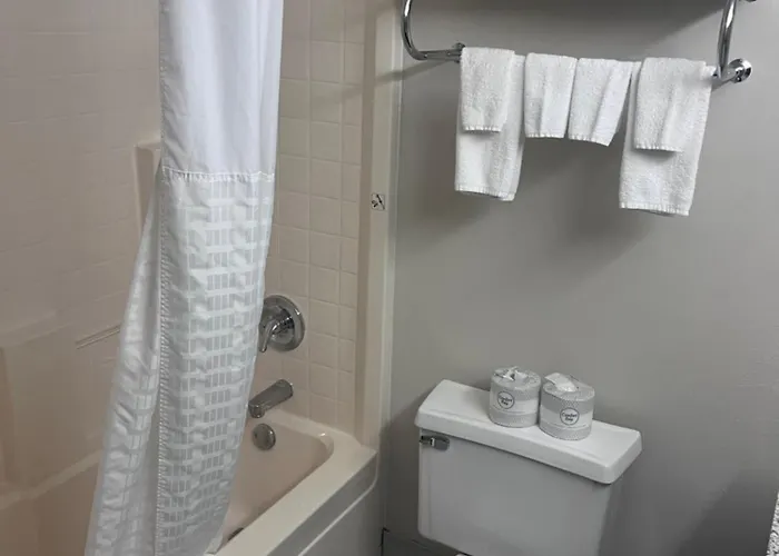 Quality Inn & Suites Mountain Home North