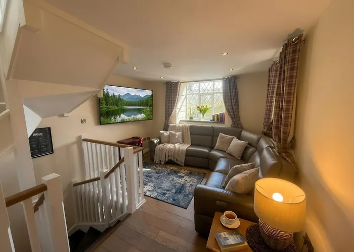 Aberdunant Hall, Snowdonia