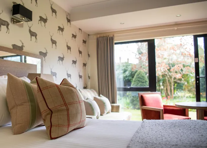 Careys Manor Hotel & Senspa