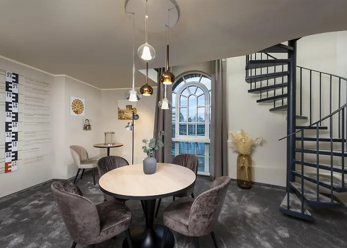 Wasserturm Hotel Cologne, Curio Collection By Hilton