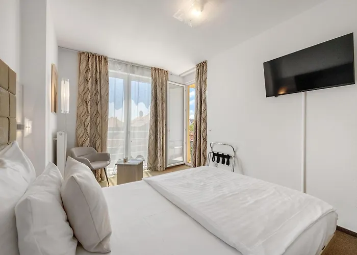 Hotel Antares