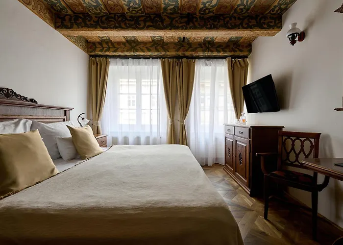 Hotel Residence U Cerneho Orla