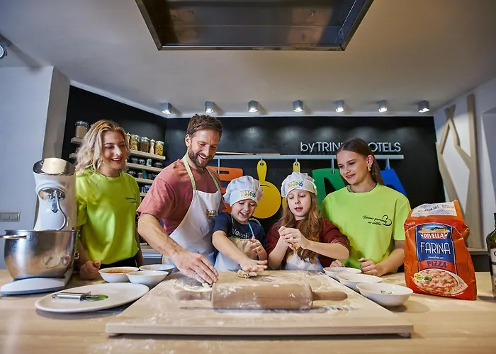 Atrium Hotel - Family Friendly