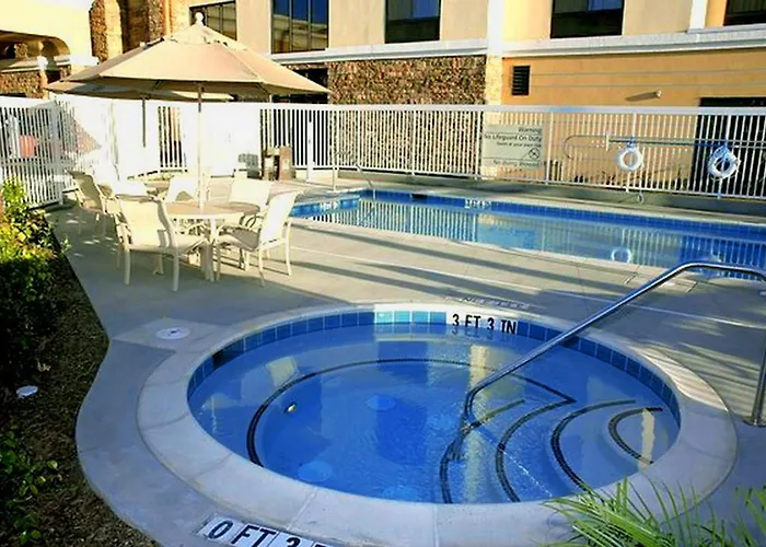 Hampton Inn & Suites Seal Beach