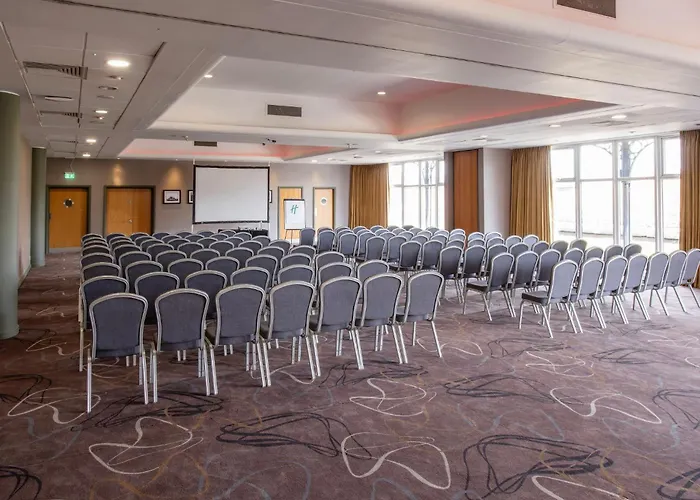 Holiday Inn Ellesmere Port/Cheshire Oaks By Ihg