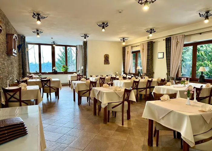 Hotel Dwór Karolówka