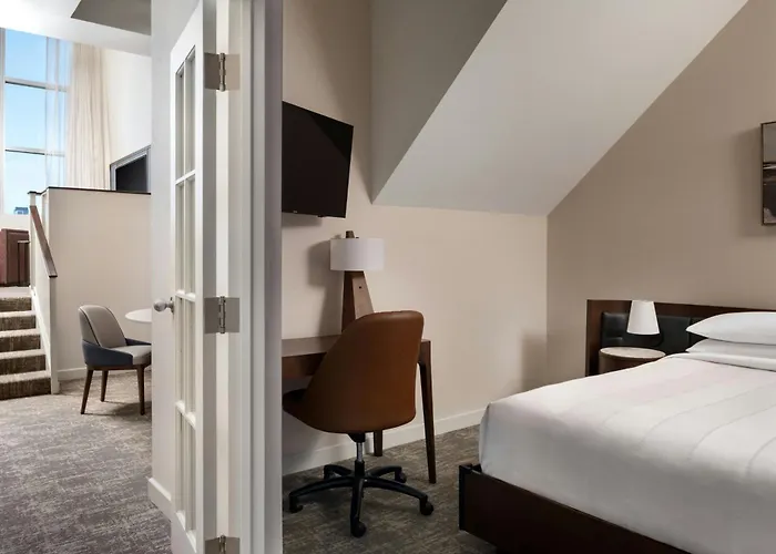 Toronto Marriott City Centre Hotel