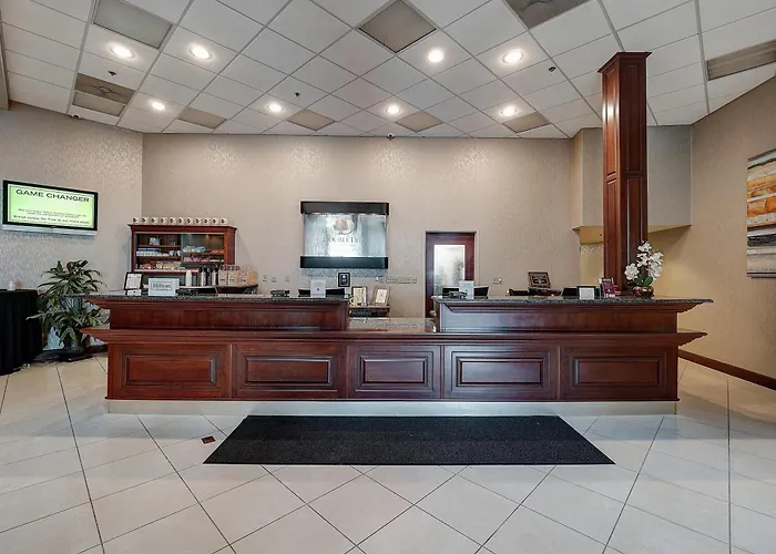 Doubletree By Hilton Bloomington
