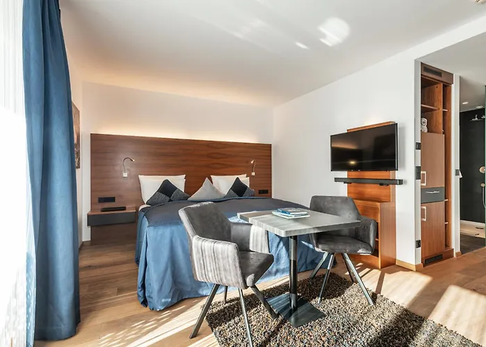 Alpenparks Hotel & Apartment Taxacher