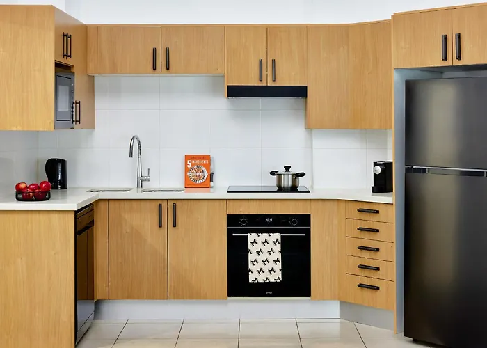 Meriton Suites Waterloo