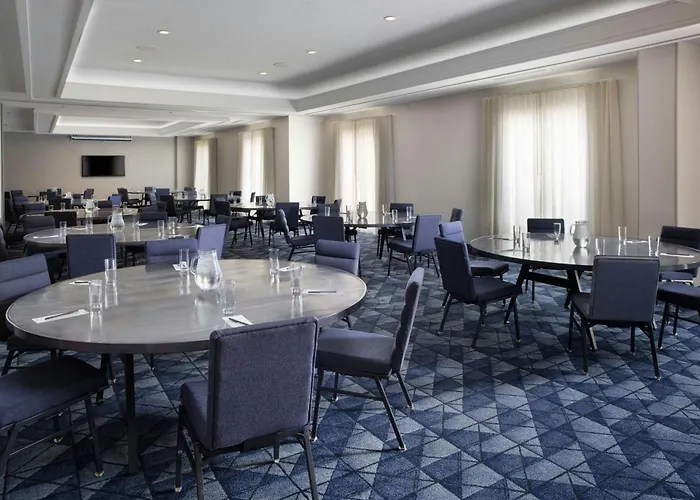 Courtyard By Marriott New Orleans Metairie