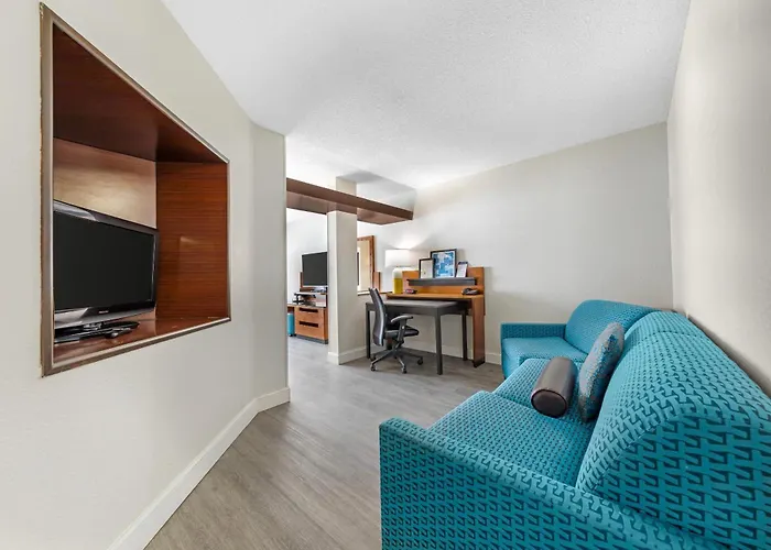 Comfort Inn & Suites Mt Laurel-Philadelphia