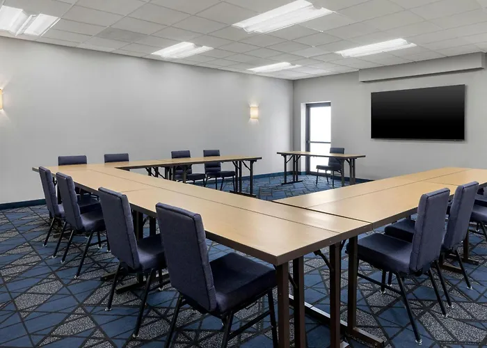 Courtyard By Marriott Boston Norwood/Canton