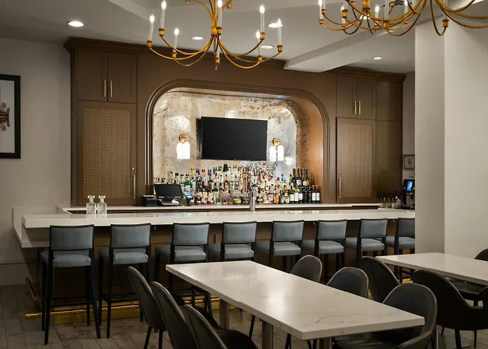 Castle Hotel, Autograph Collection