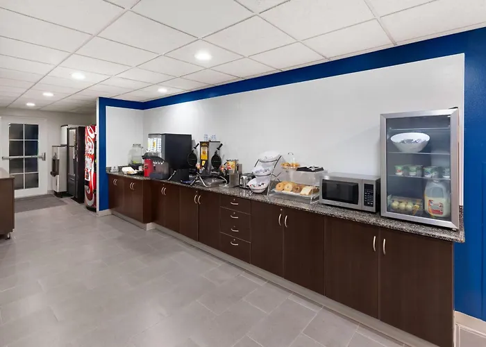 Microtel Inn And Suites Baton Rouge Airport