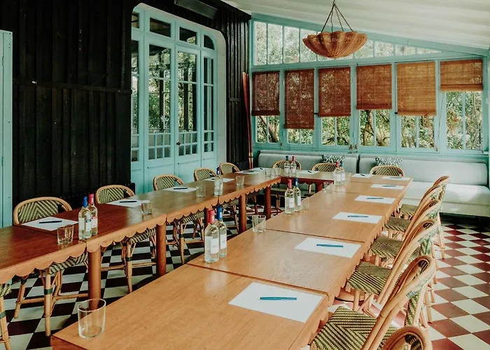 La Maison Du Bassin