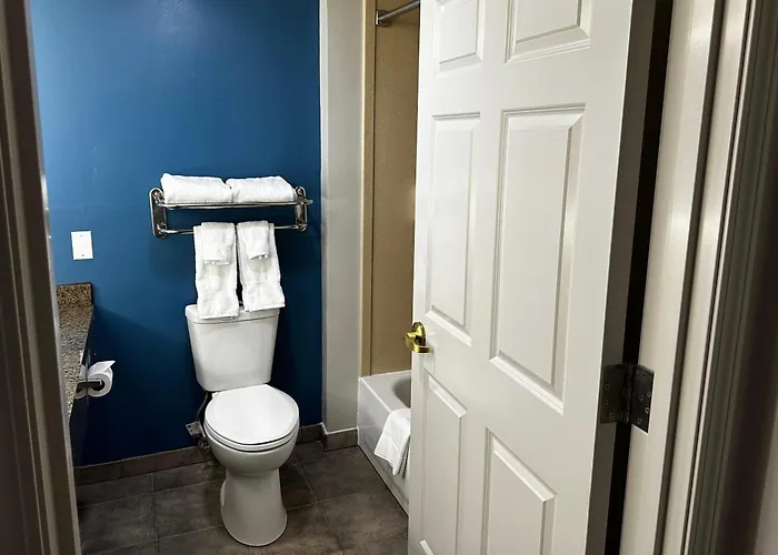 La Quinta By Wyndham Islip - Macarthur Airport