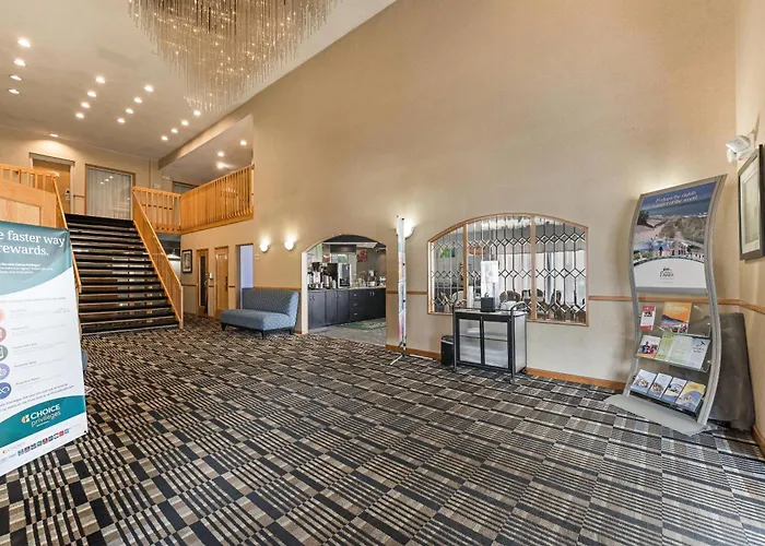 Quality Inn & Suites Portage Central