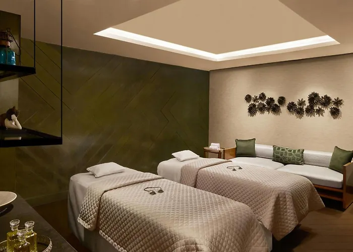 Jw Marriott Hotel New Delhi Aerocity