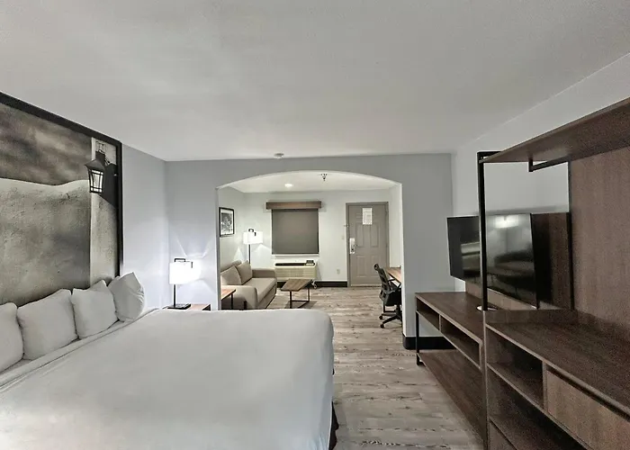 Surestay Plus By Best Western Cannon A.F.B.