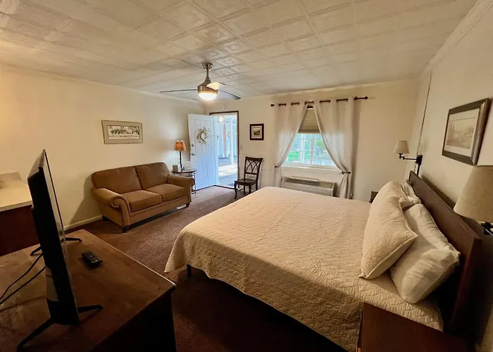 The Mount Vernon Inn
