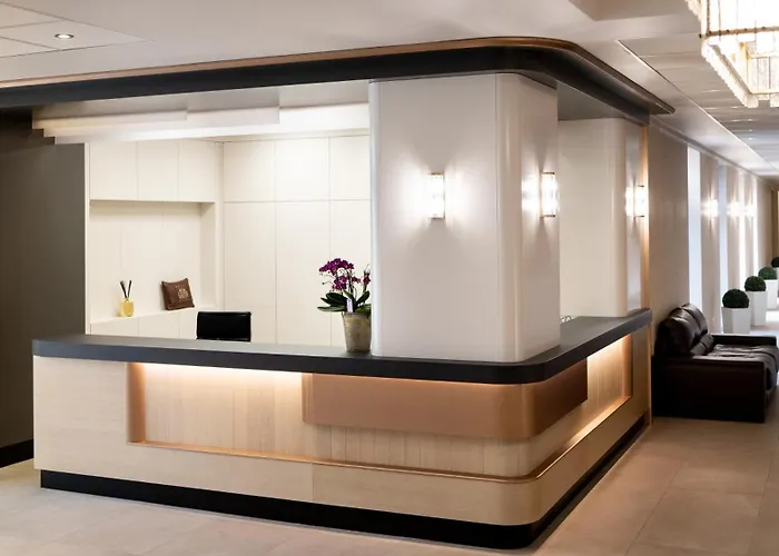 Hotel Garzon Plaza