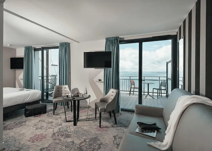 Hotel La Baie Valdys Resort & Spa