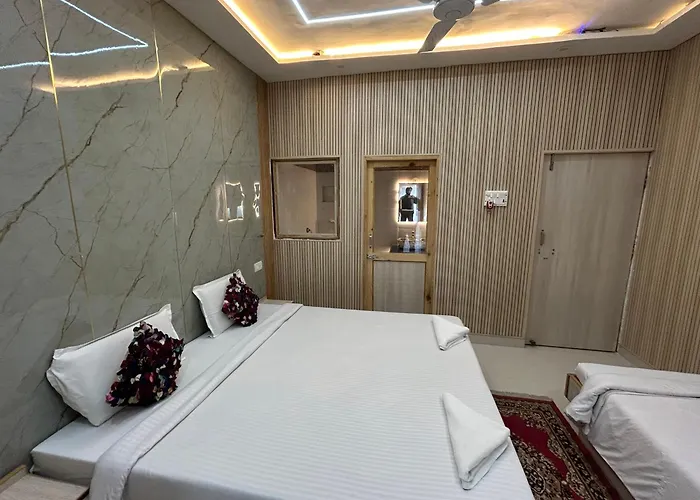 Max Guest House