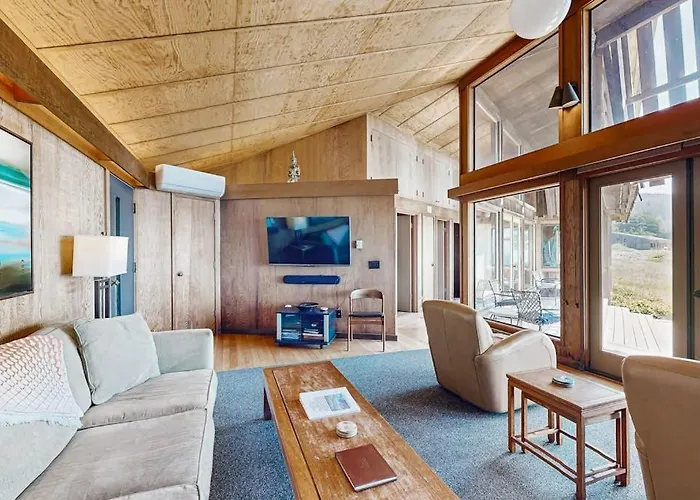 Curtis-Moulton Retreat