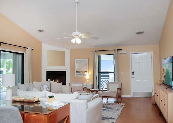 Woofs And Waves By Pristine Properties Vacation Rentals